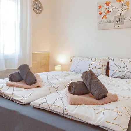 2 Bedroom Gorgeous In Apartman