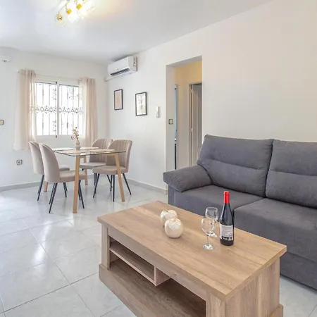 2 Bedroom Gorgeous In *